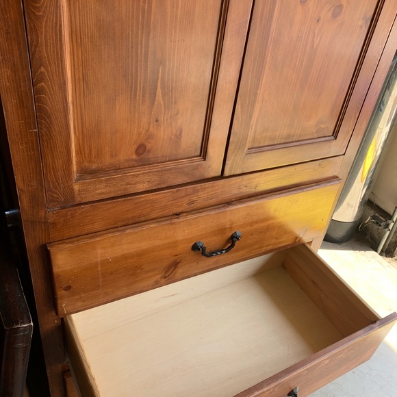 Drawer - Picture 3 of 5